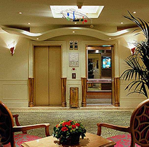 Mercure Lyon Centre Saxe Lafayette Hotel