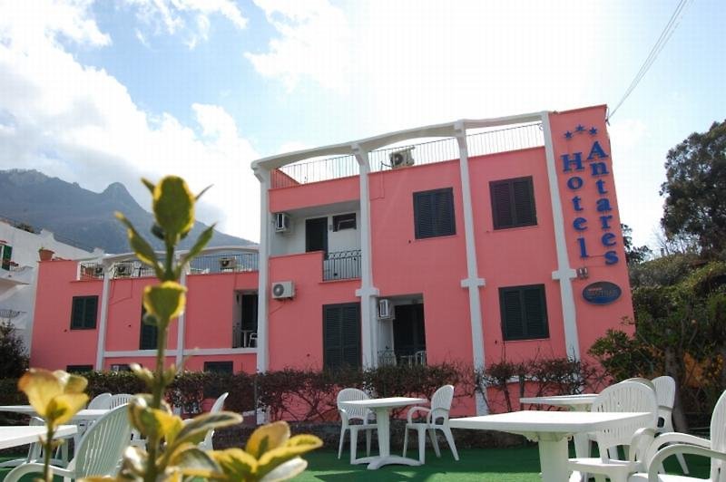 Fortuna Beach hotel