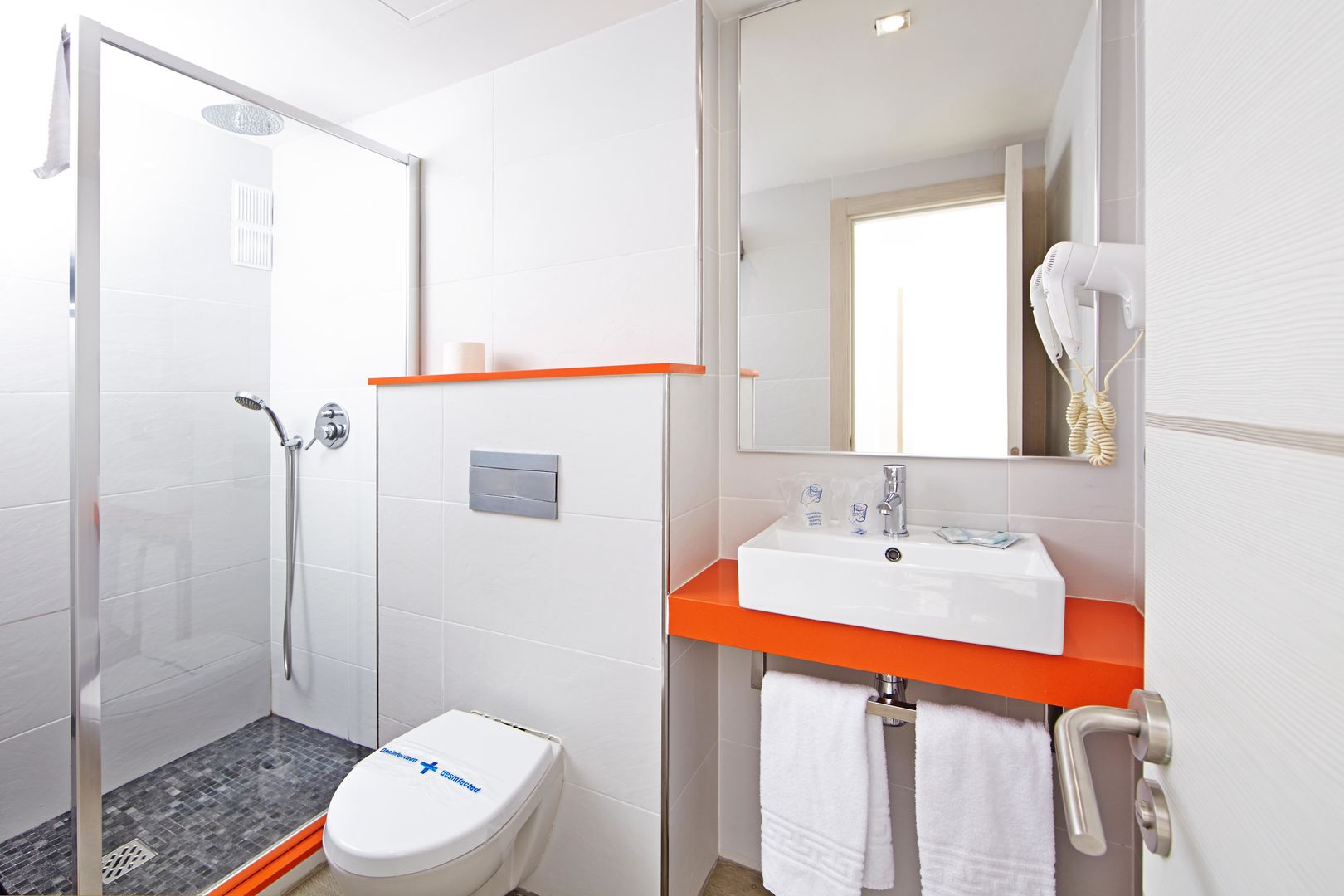 Ahoi! Urban Beach Hotel