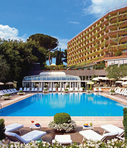 Rome Cavalieri a Waldorf Astoria Resort