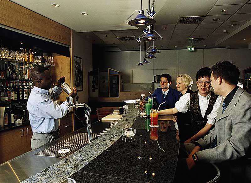 Premier Inn Essen City Limbecker Platz Hotel