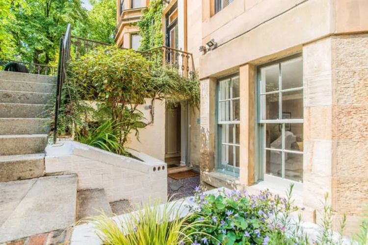 21A Luxury Apartment