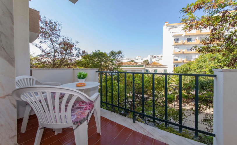 B45 - Main Avenue 2 Bed Apartment