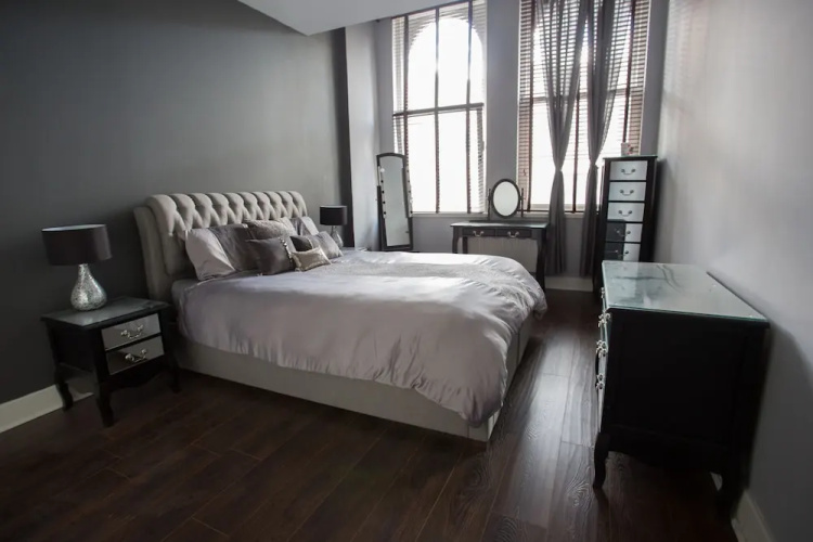 Buchanan Street Apartment