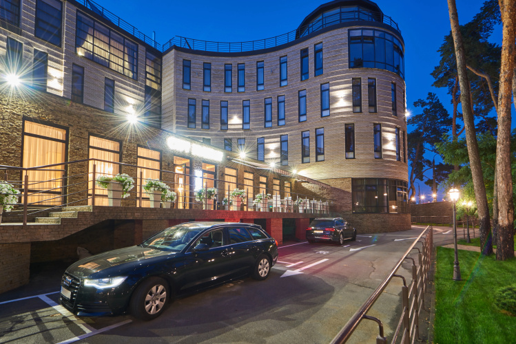 City Holiday Resort & SPA Hotel