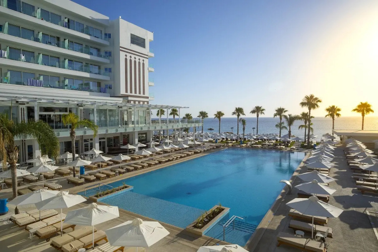 Constantinos The Great Beach Hotel