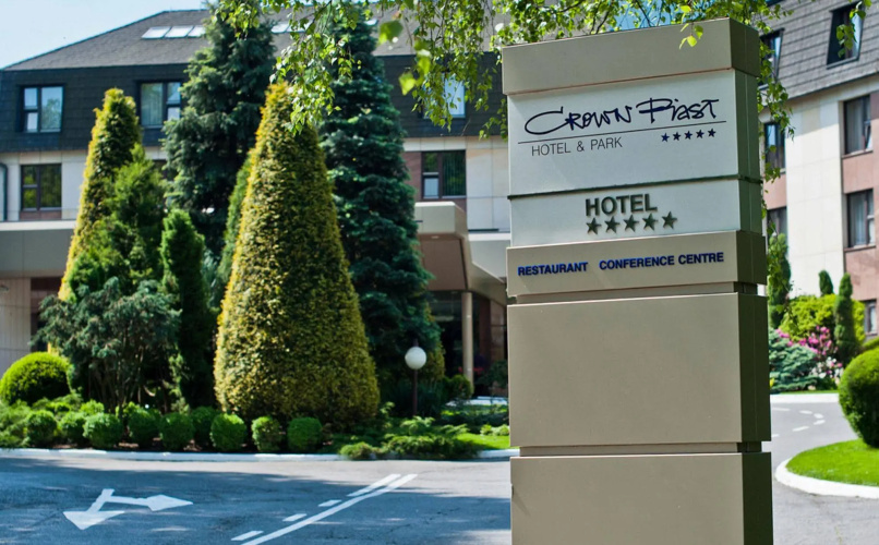 Booking Hotel & Spa
