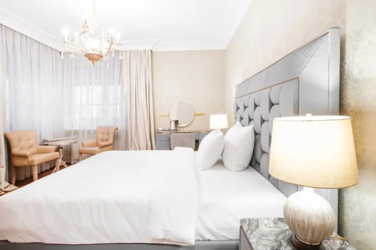 Eclat Luxury Hotel