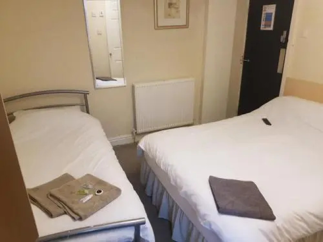 Leecliff Guest House