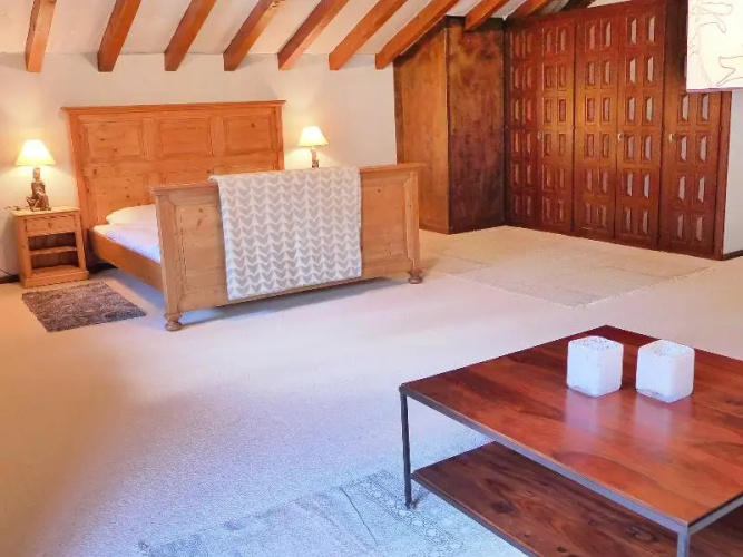 Les Cèdres
