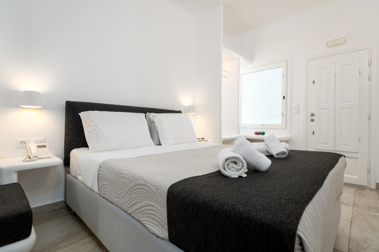 Amaze Suites