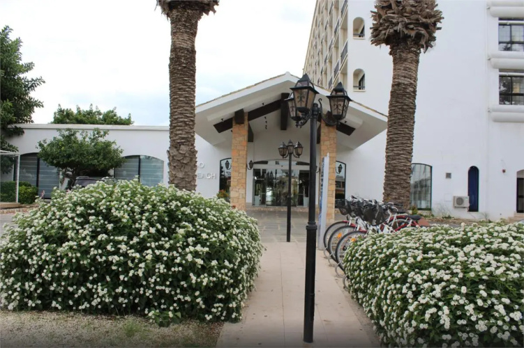 Sandy Beach Hotel & Spa