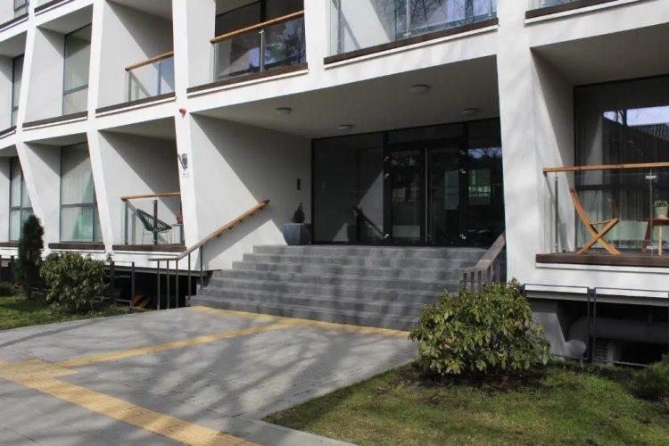 Simpsono apartamentai №215