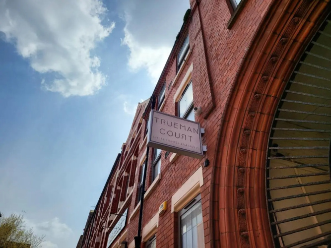 Trueman Court Luxury Apartamens