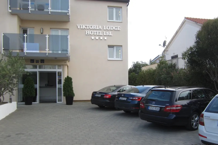 Viktoria Lodge B&B